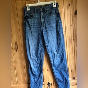 American Eagle Mom jeans